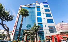 Fabhotel Prime The Continental